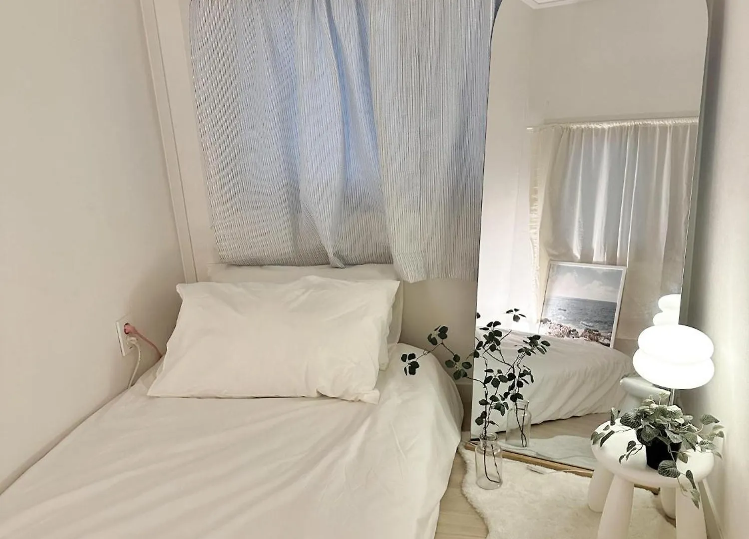 Almond House, Busan Gwang-An 0*,  South Korea