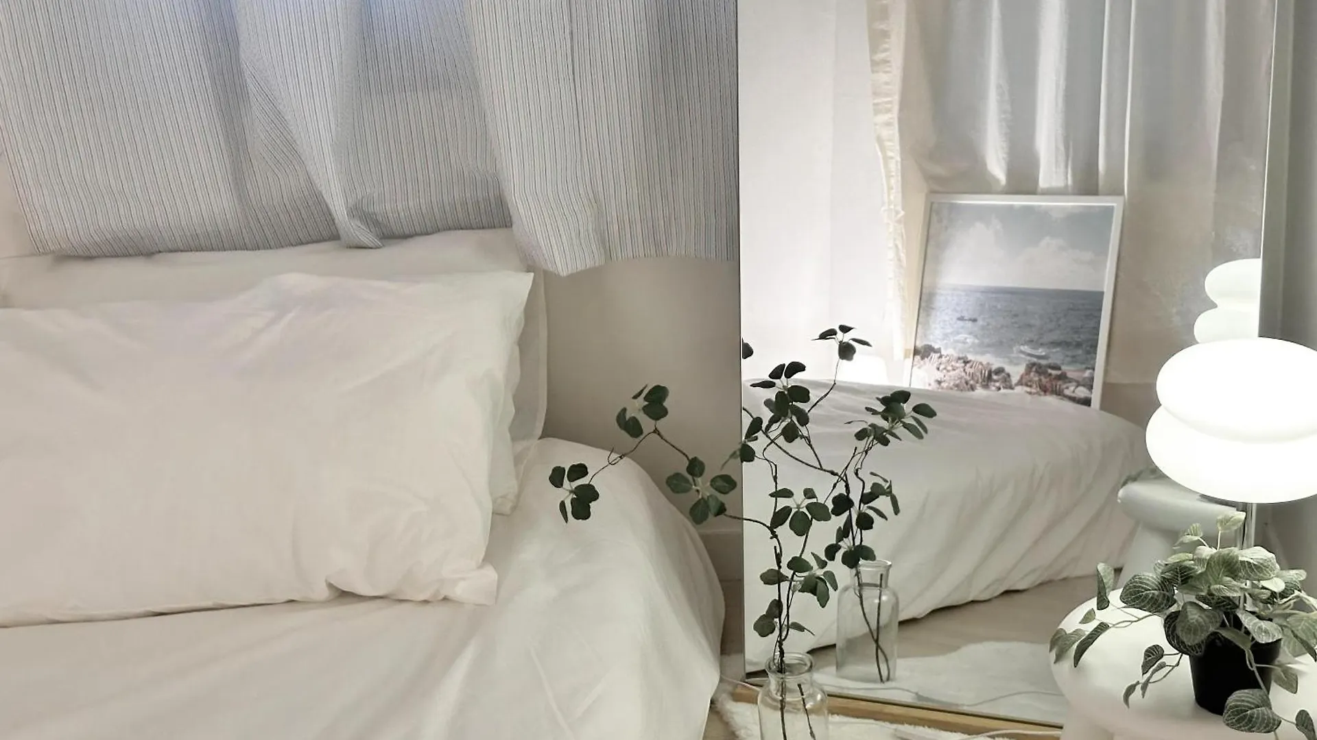 Almond House, Busan Gwang-An