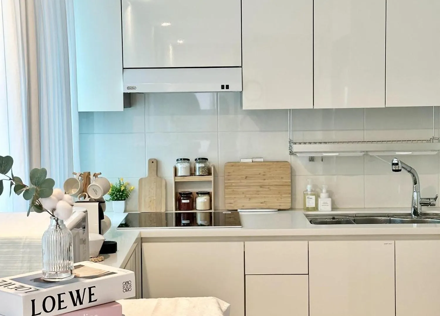 Almond House, Busan Gwang-An Apartment