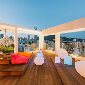 3* Hotel Allzip Archieve4h